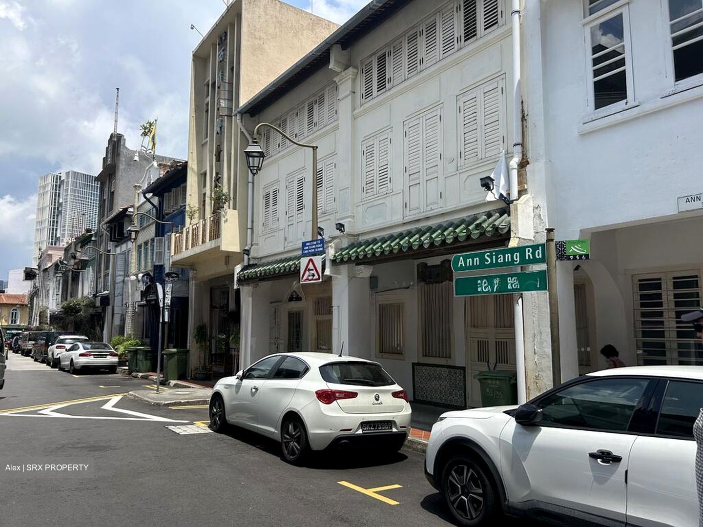 China Street (D1), Retail #584311581